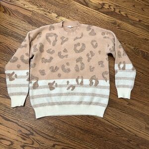 Leopard & Stripe Mixed Print Round Neck
Sweater large
